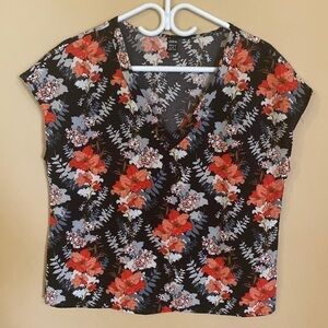 SHEIN floral top Size Medium